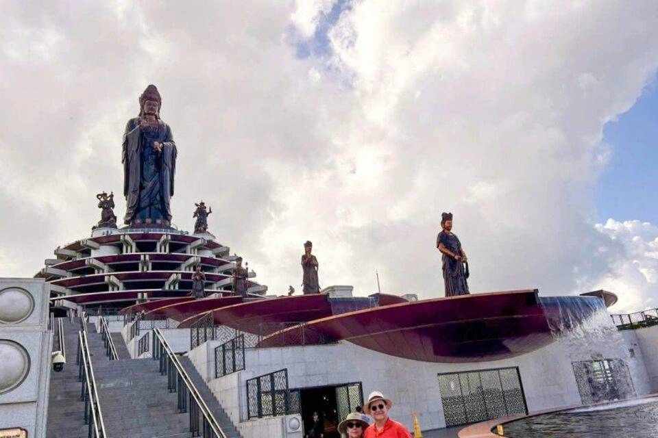 Full-Day Spiritual Journey to Cao Dai and Black Lady Mountain