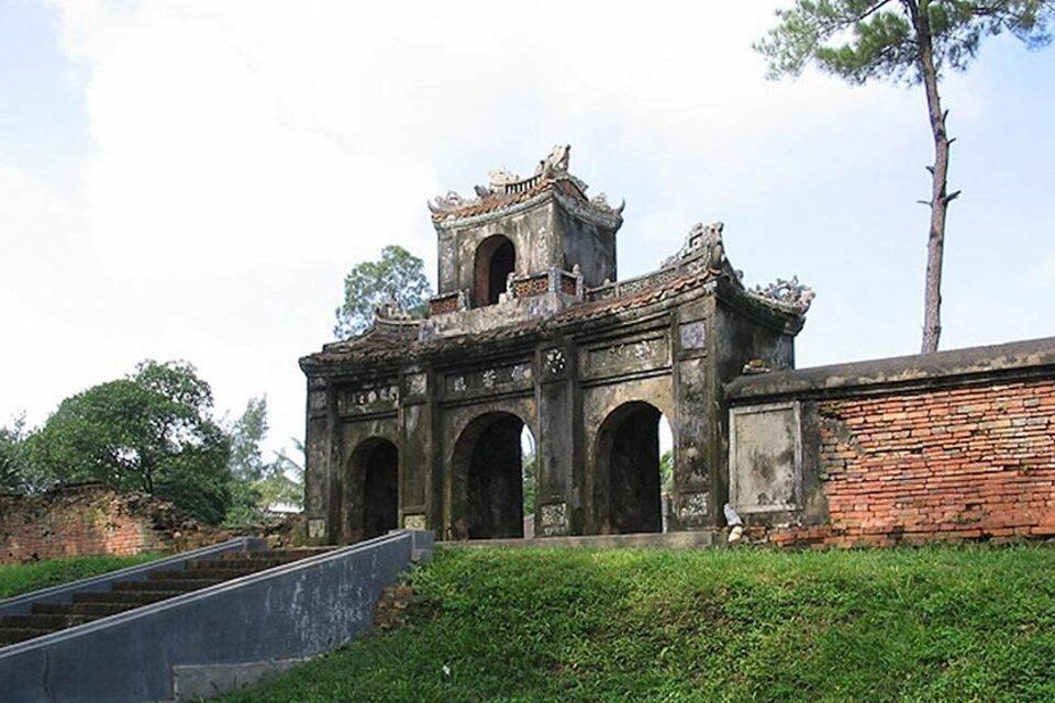Half-Day Thuy Village Cycling Adventure Tour