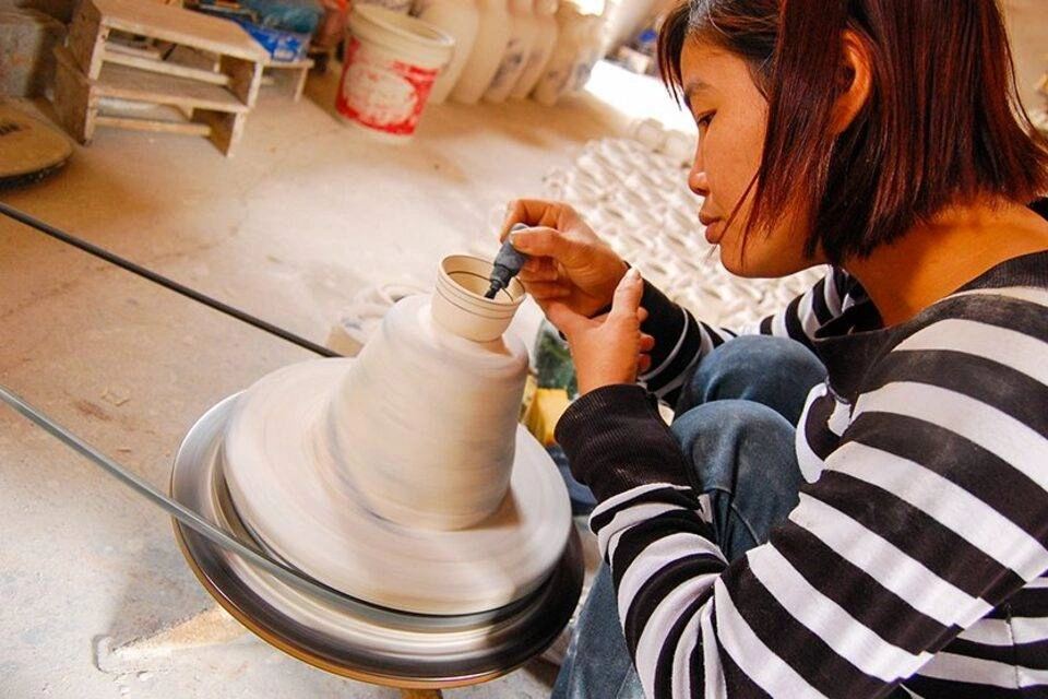 Half-Day Hands-on Pottery Workshop at Bat Trang