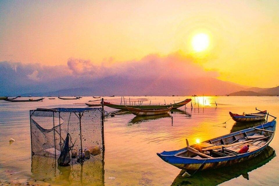 Full-Day Bach Ma National Park Trek and Beach Retreat