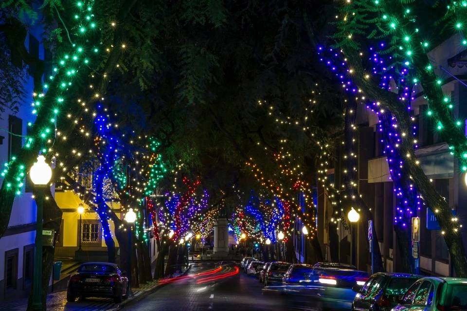 Yellow Bus: Funchal Christmas Lights Tour