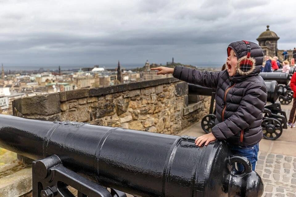Edinburgh Castle: Express Guided Tour with Entry Ticket