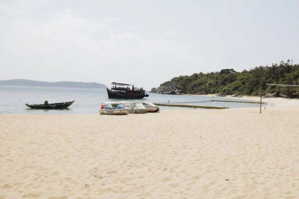 Full-Day Cham Islands Cruise from Hoi An with Underwater Walking Excursion