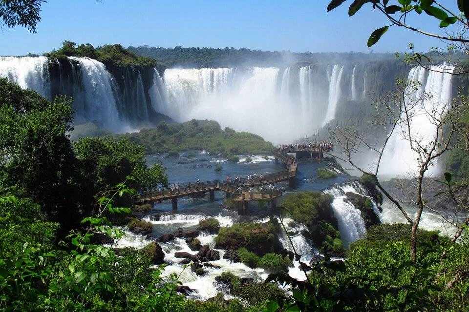 Bike Tour Iguazu: Adventure and Nature in the Missionary Jungle