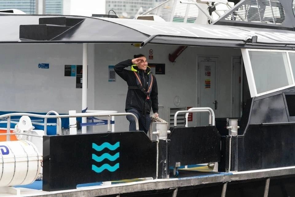 London 360: The Ultimate Hop-On, Hop-Off City Explorer (Bus & Boat)