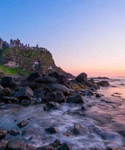 Giant Causeway and Dark Hedges Day Tour