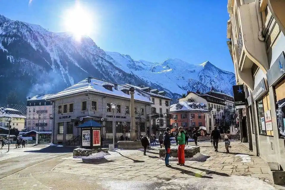 Panoramic Self-Guided Tour to Chamonix Mont Blanc Tour