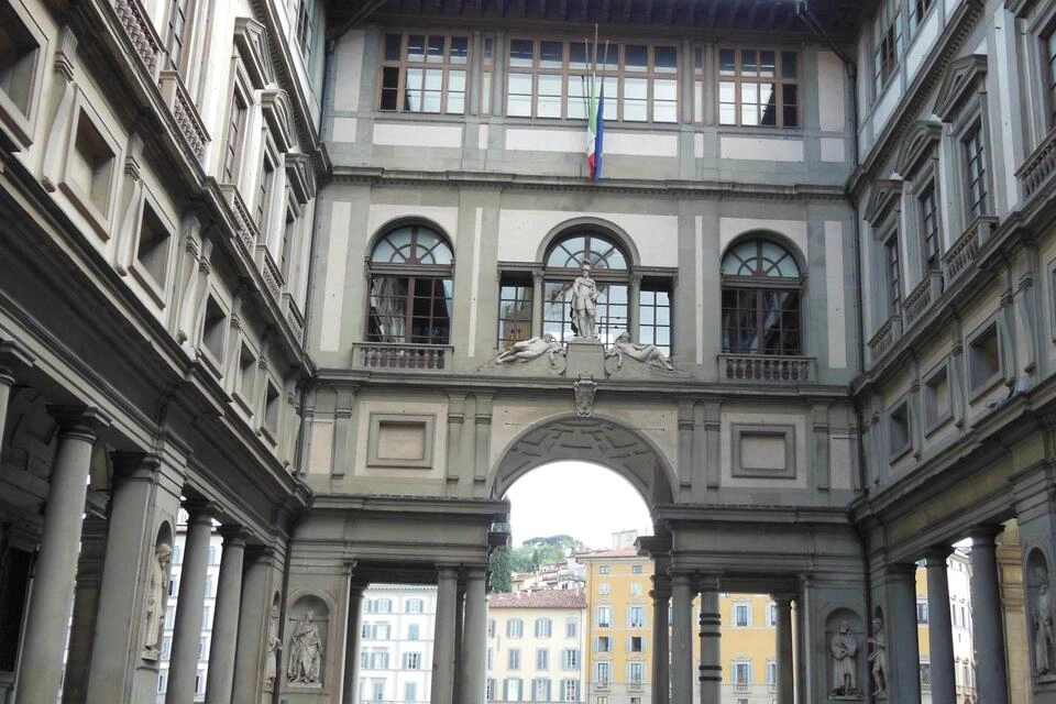 Skip the Line Guided Visit to Uffizi Gallery