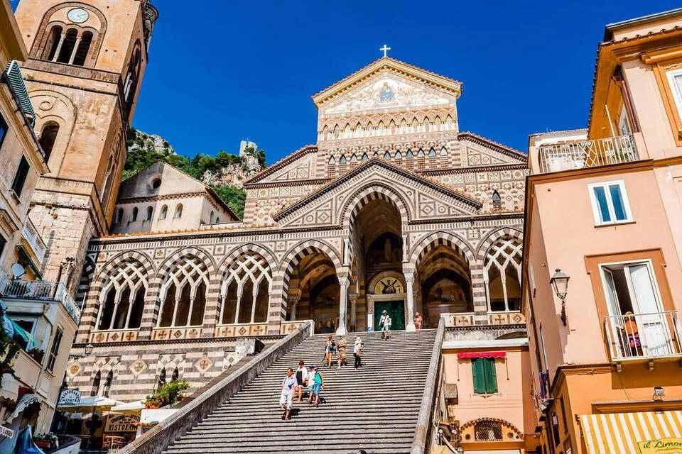 Excursion from Rome to Amalfi and Pompeii
