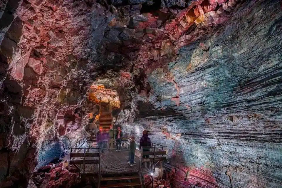 Golden Circle and Lava Tunnel
