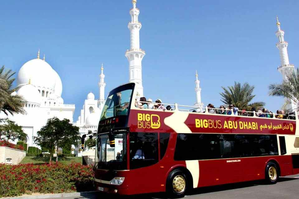 Big Bus: Dubai & Abu Dhabi Hop-On, Hop-Off Bus Tour Combo