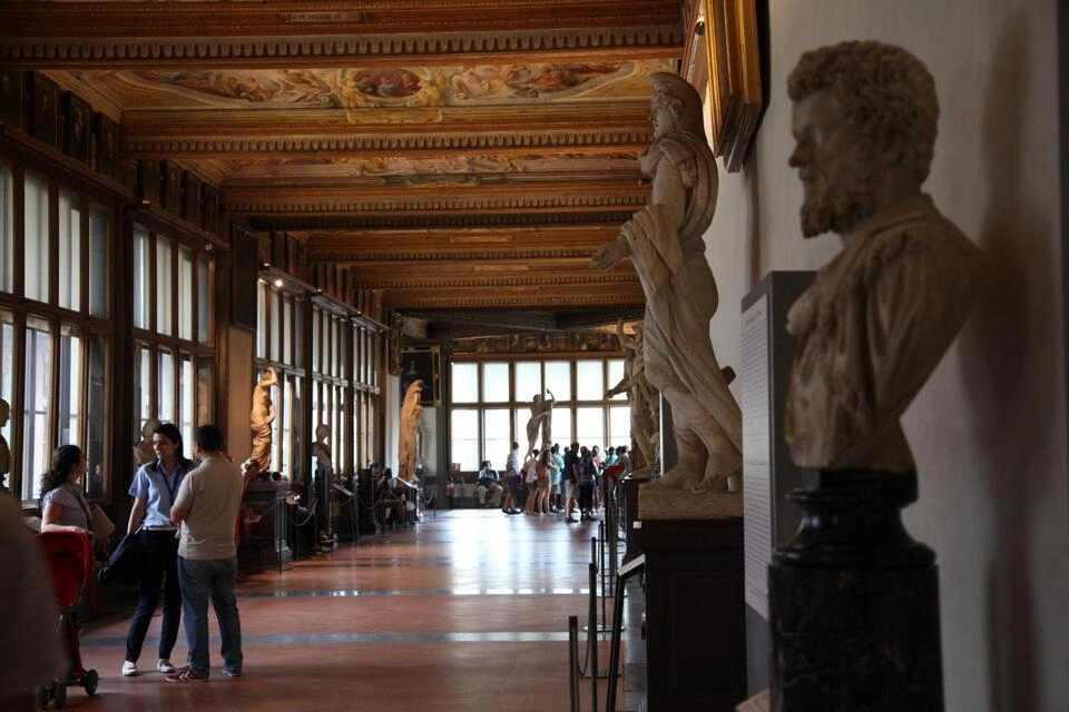 Florence in One Day: Accademia and Uffizi Guided Visits & Walking Tour