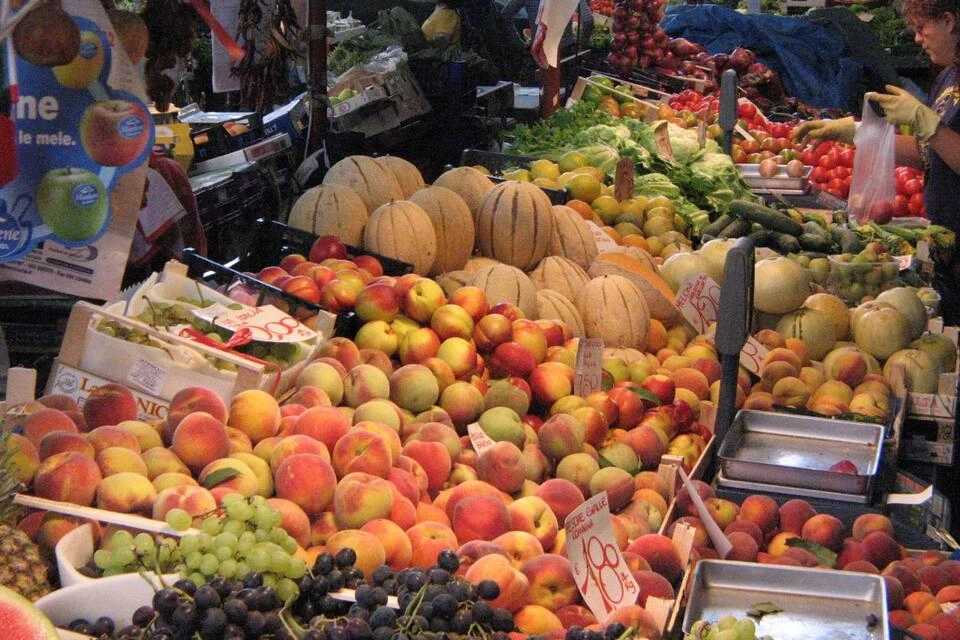Shopping at the Florence Central Market and Cooking Class with Lunch