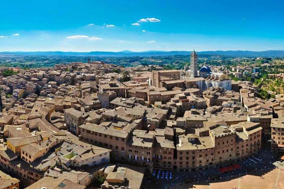 Siena, San Gimignano, Monteriggioni and Chianti Day Trip with Wine Tasting and Lunch