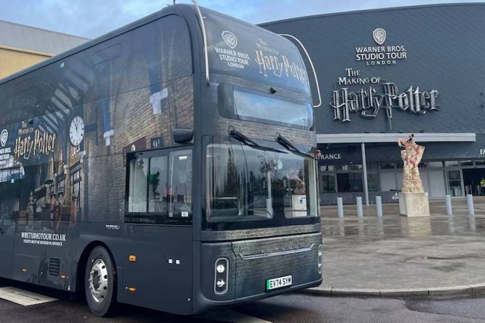 Coach Transfer to Harry Potter Warner Bros. Studio, London