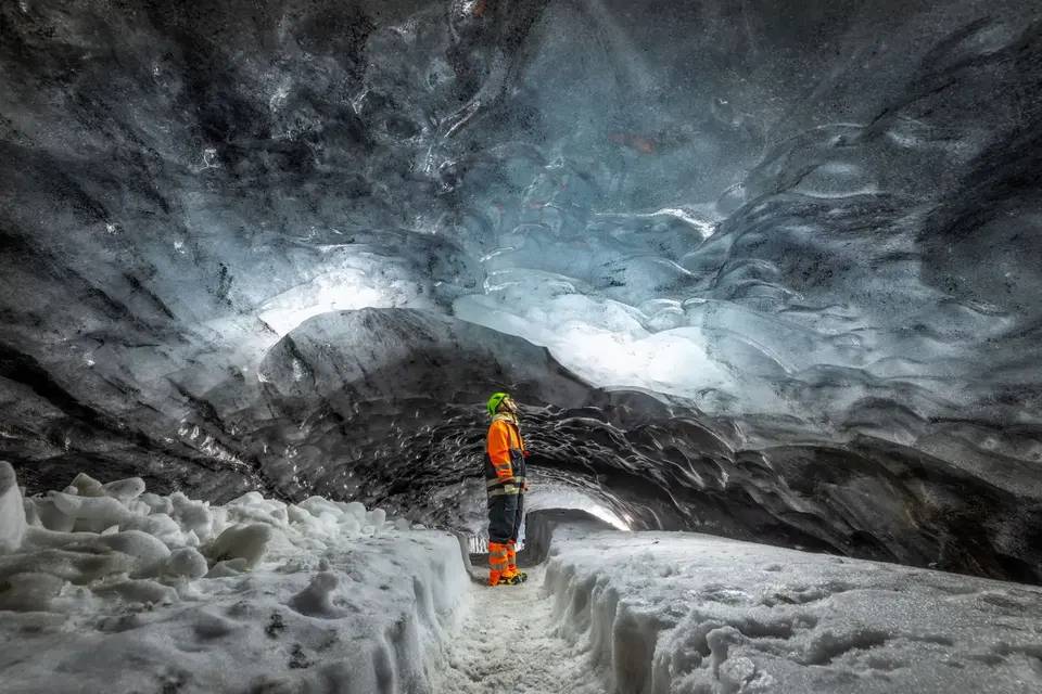 Askur Ice Cave Adventure Tour