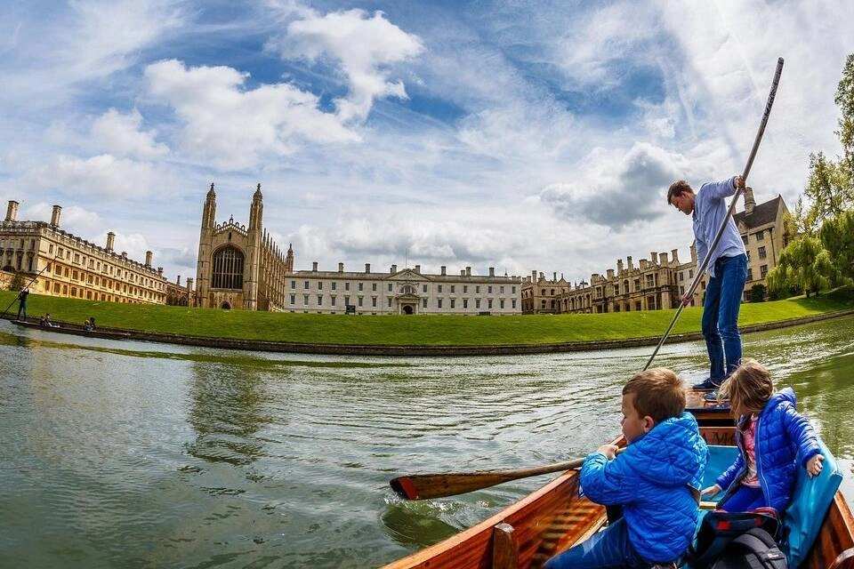 Oxford and Cambridge Universities Walking Tour
