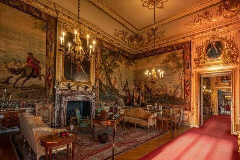 Blenheim Palace Day Trip with Admission Ticket