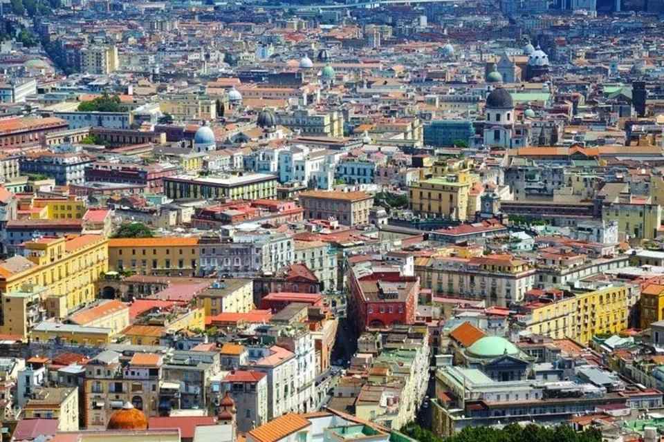 Street Food Tour in Naples