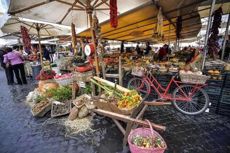 Street Food Tour in Naples