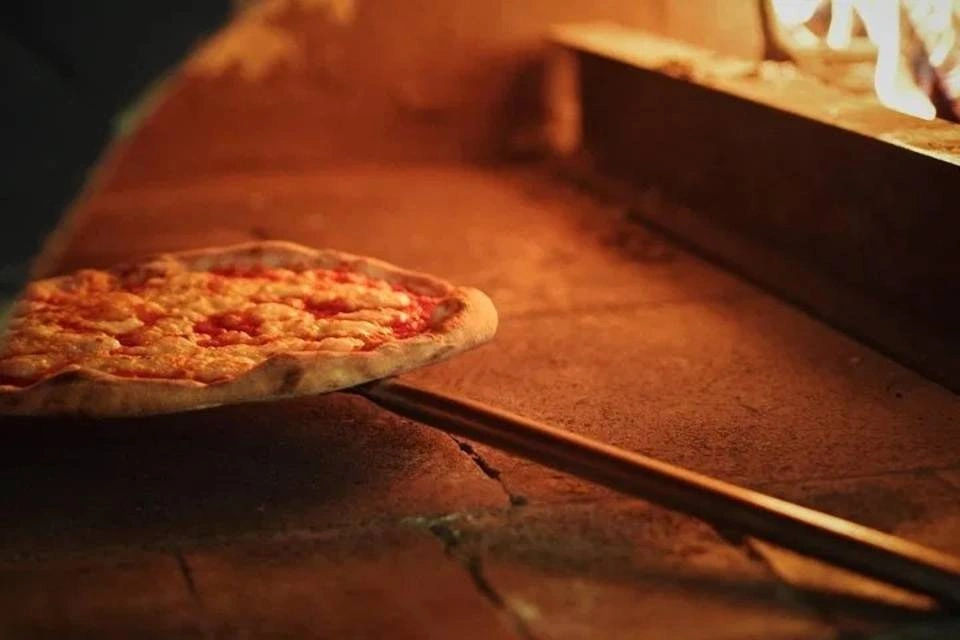 Authentic Pizza Making Lesson
