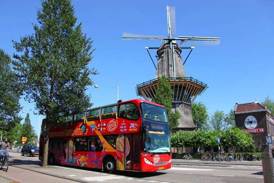 City Sightseeing: Amsterdam Hop-On, Hop-Off + Canal Cruise
