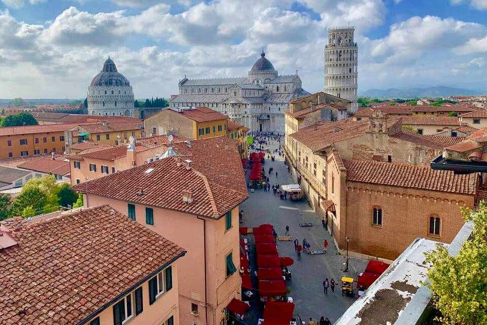 Excursion to Lucca and Pisa with Entry to the Leaning Tower