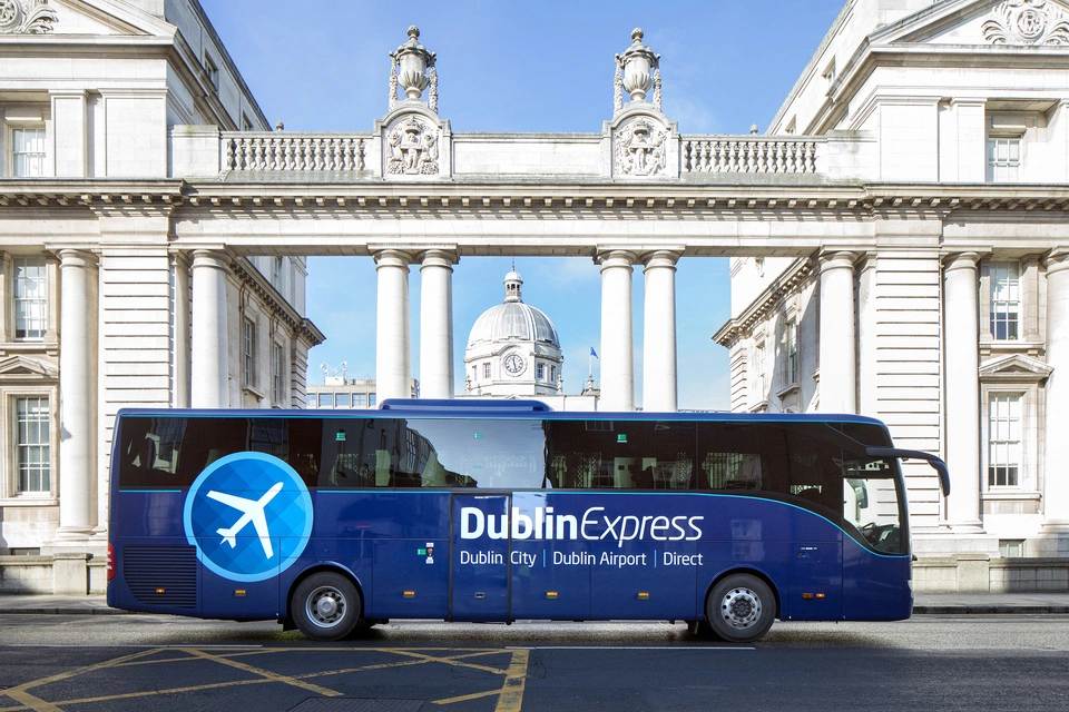 DoDublin: Dublin 24 Hours Hop-On, Hop-Off with Dublin Express Single Journey