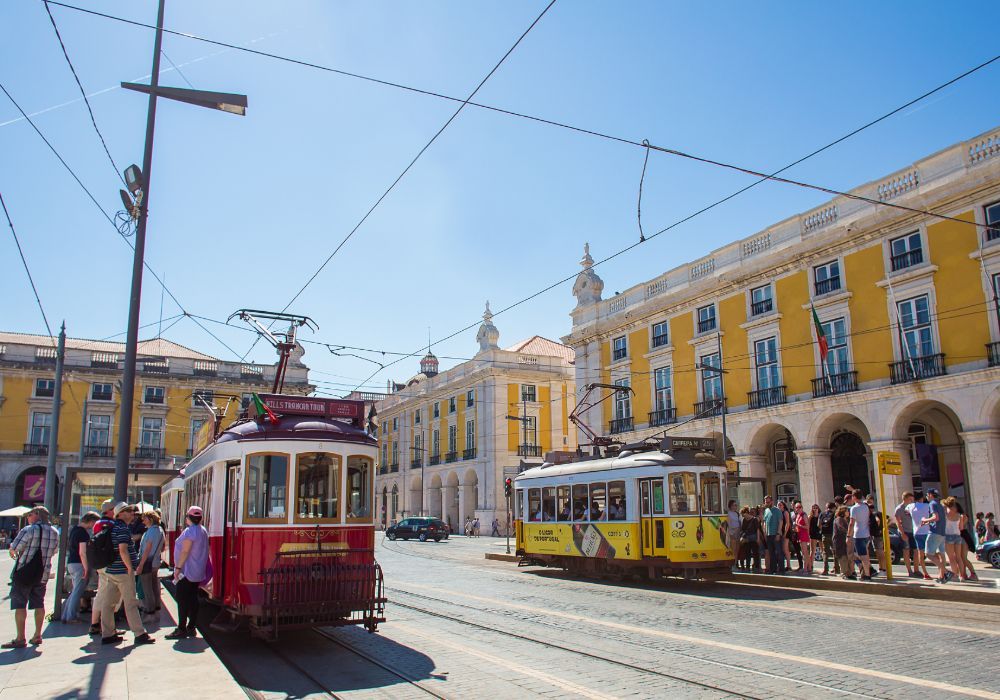 Lisbon Yellow Bus Tour