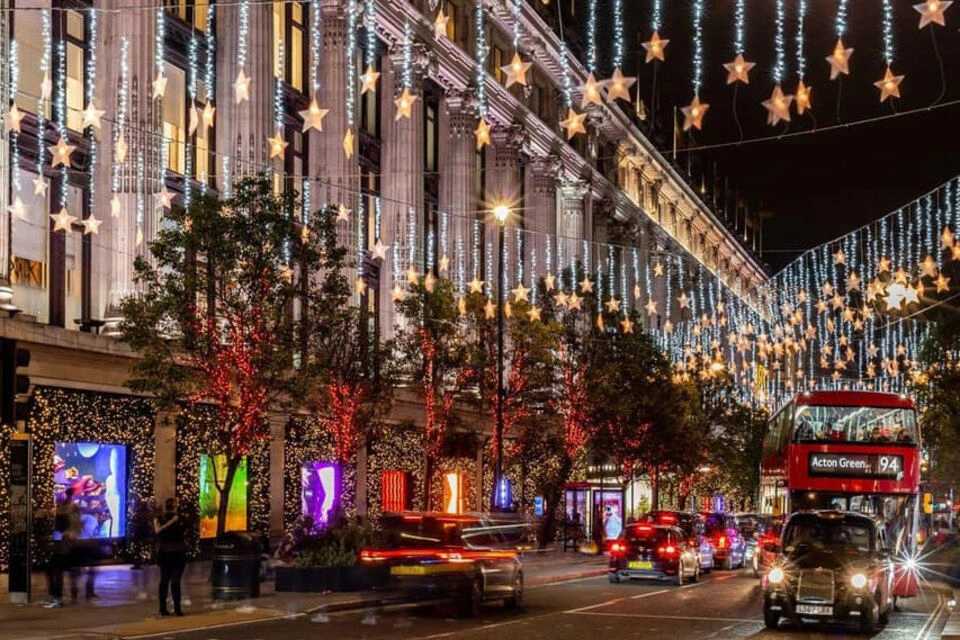 Christmas Lights Tour By Vintage Bus