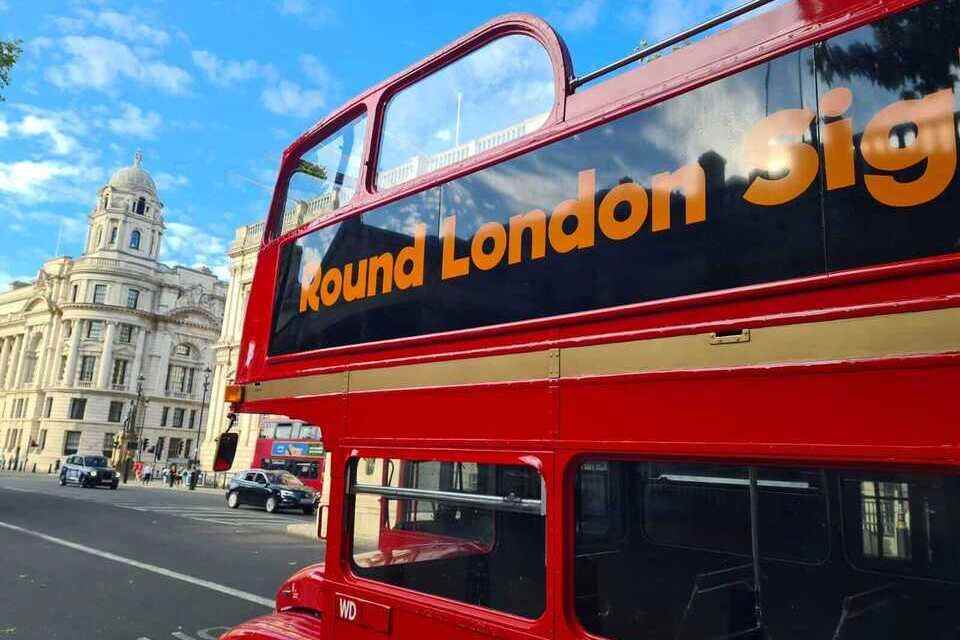 Londoner Buses: Round London Sightseeing Tour
