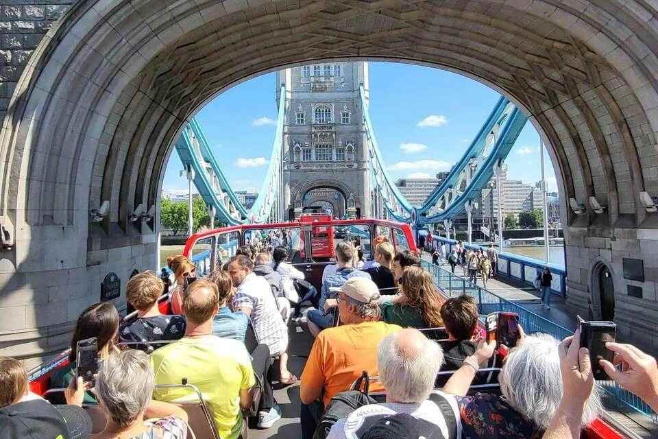 Londoner Buses: Round London Sightseeing Tour