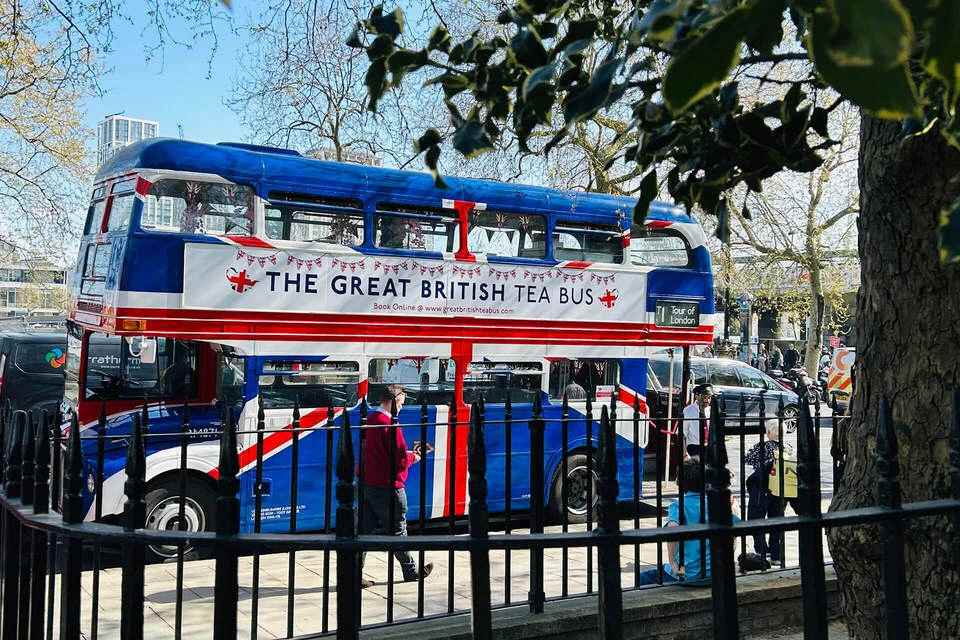 Londoner Buses: The Great British Tea Bus