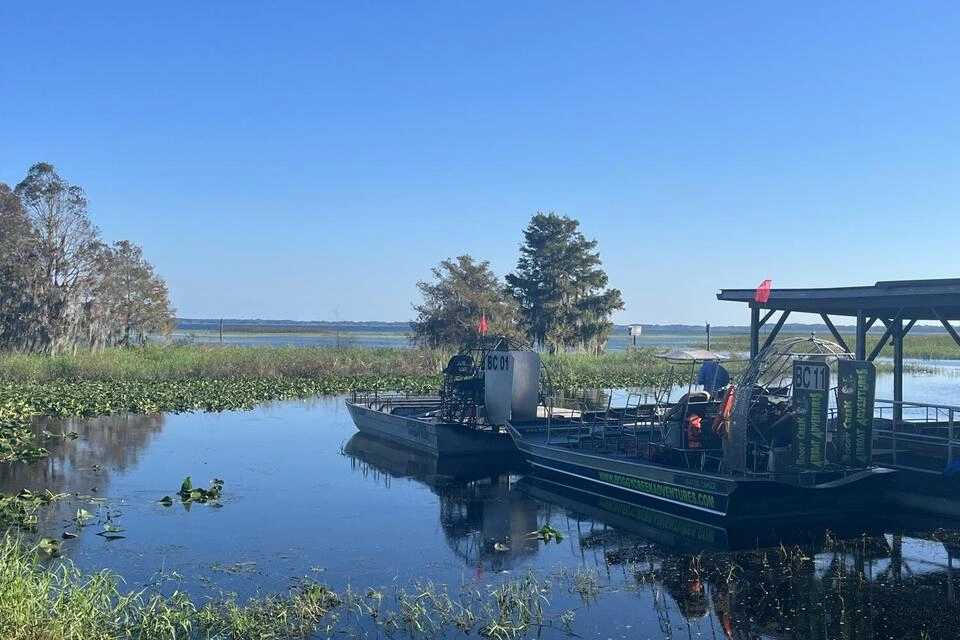 Airboat Ride at Boggy Creek with Roundtrip Transportation