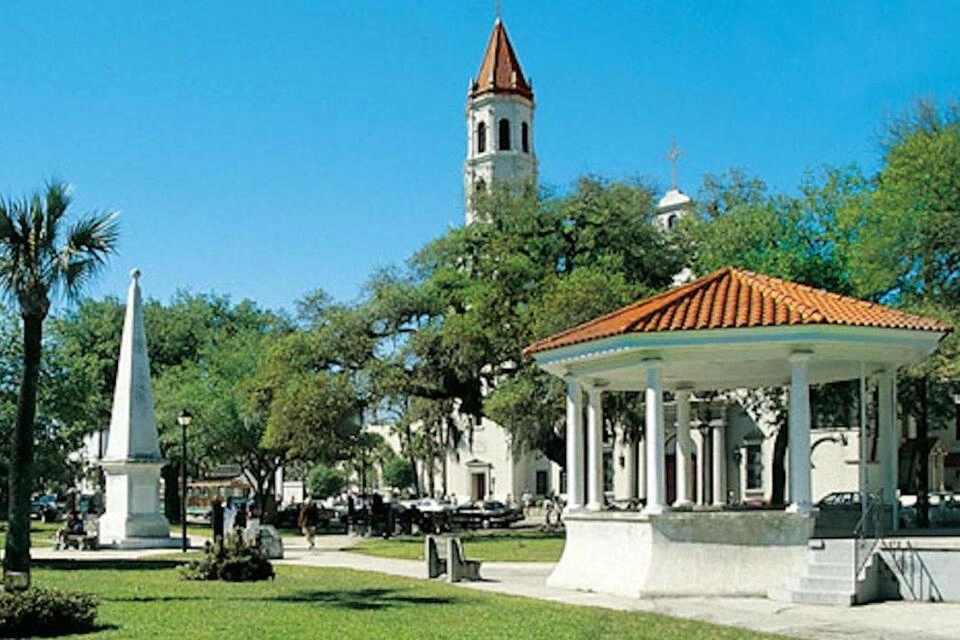 St. Augustine Day Trip with Hop-On, Hop-Off Trolley