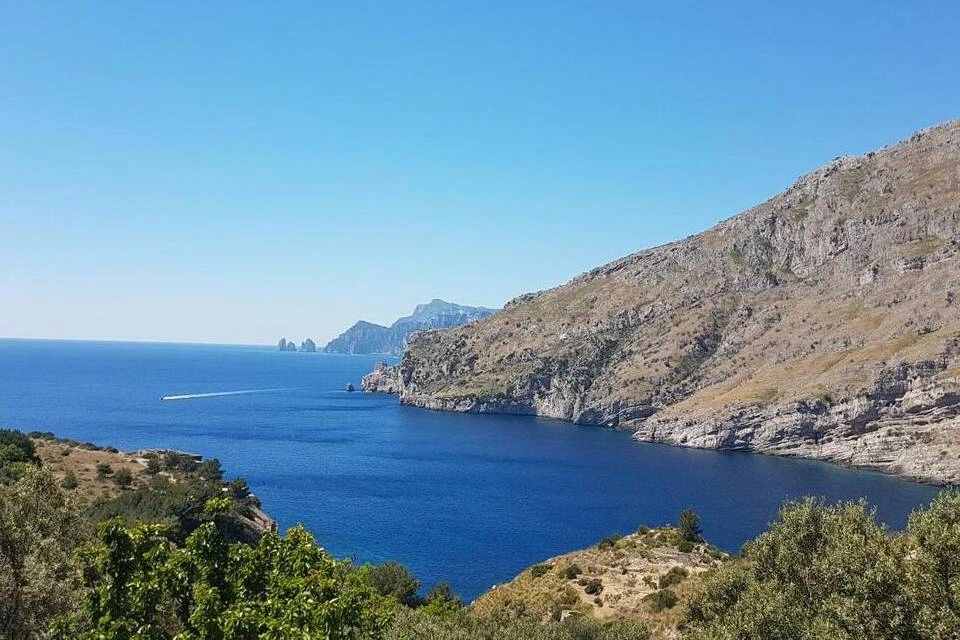 Bay of Ieranto Hiking Tour