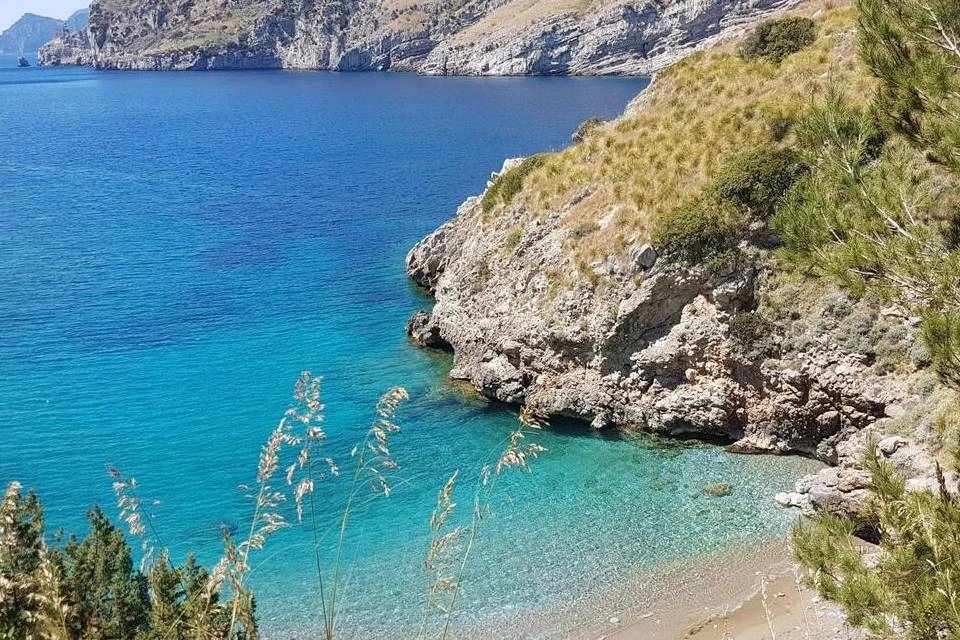 Bay of Ieranto Hiking Tour