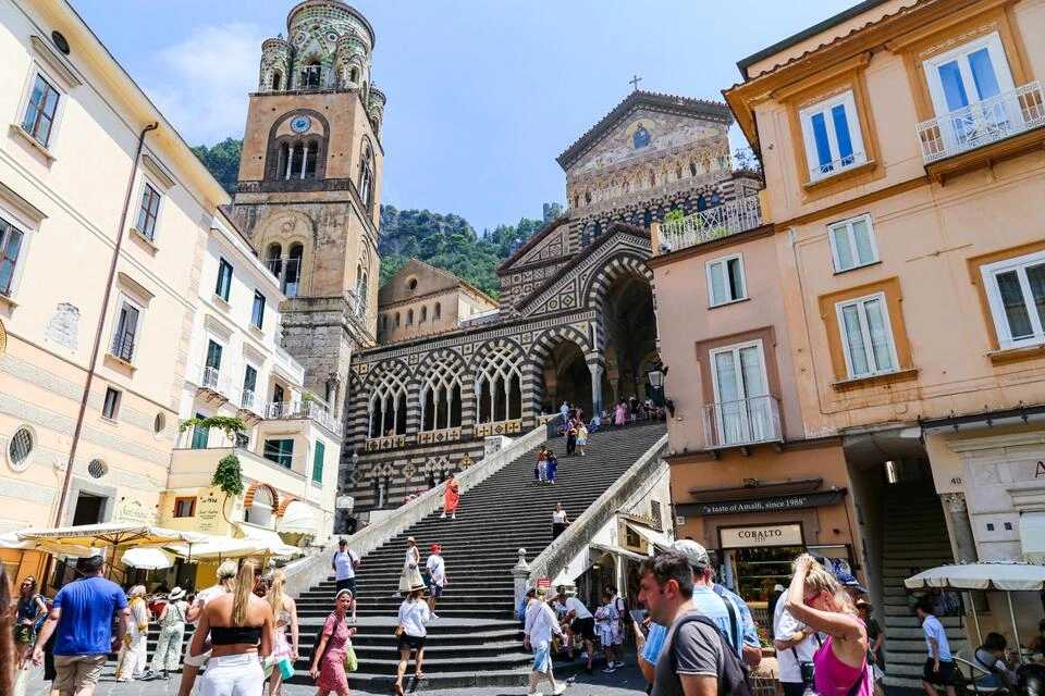 Boat Tour of Amalfi Coast: Positano & Amalfi from Sorrento