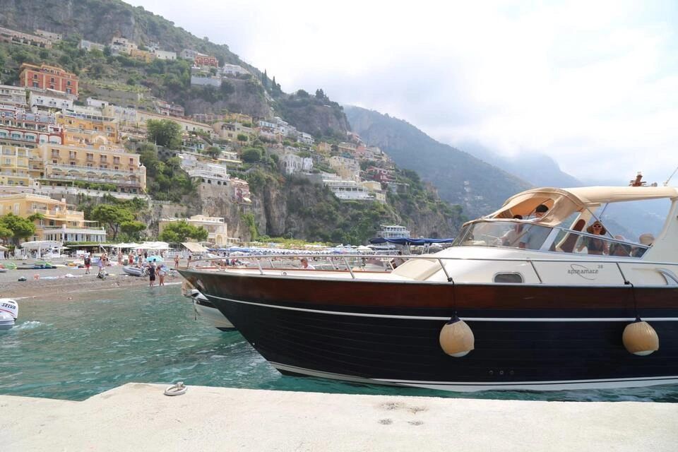 Boat Tour of Amalfi Coast: Positano & Amalfi from Sorrento