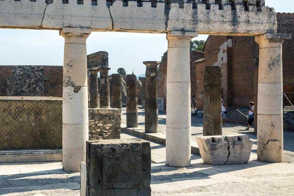 Tour of Pompeii: Guided Walk with Priority Access (PM Departure)