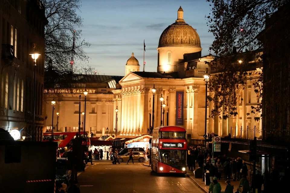 Golden Tours: London By Night Open Top Bus Tour