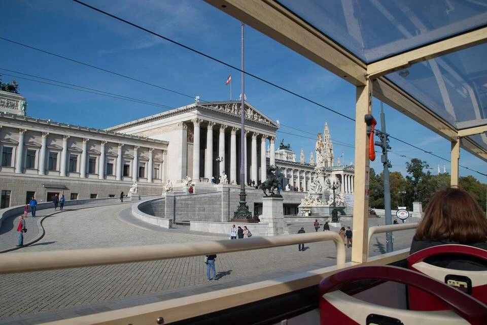 Big Bus Tours: Vienna Panoramic Sightseeing Afternoon Bus Tour