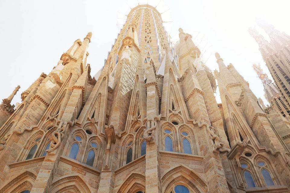 iVenture Barcelona Essential Combo Pass