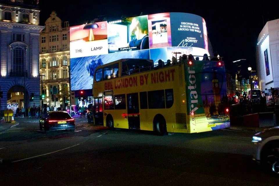 Uber Boat by Thames Clippers: Return Boat River Ticket + See London by Night Bus Tour