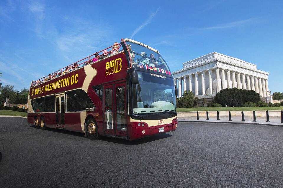 Big Bus: Washington DC Hop-On, Hop-Off Tour and 1-Day Water Taxi Pass