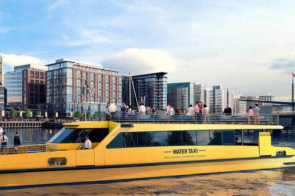 Big Bus: Washington DC Hop-On, Hop-Off Tour and 1-Day Water Taxi Pass