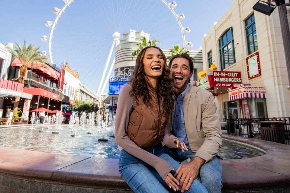 Go City: Las Vegas Essentials Pass- Visit 3 Top Attractions