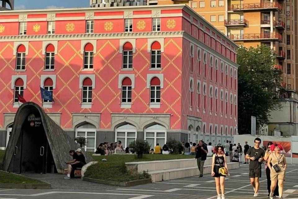 Food Experience & Walking Tour of Tirana