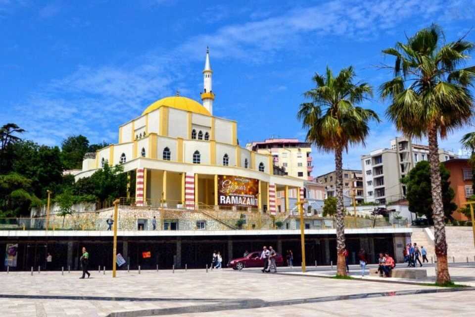 Durrës Walking tour with Roman Amphitheater