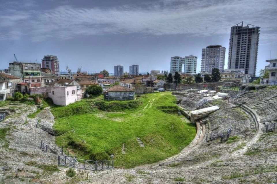 Durrës Walking tour with Roman Amphitheater
